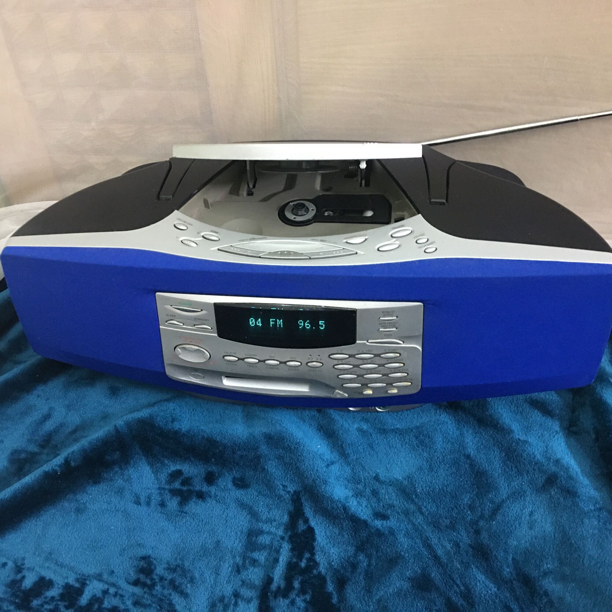 SONY CHUYÊN RADIO LƯU KÊNH 1 chạm