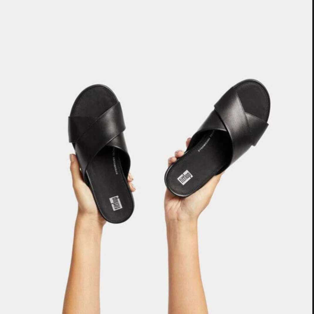 Dép 
FitFlop Gracie Crisscross