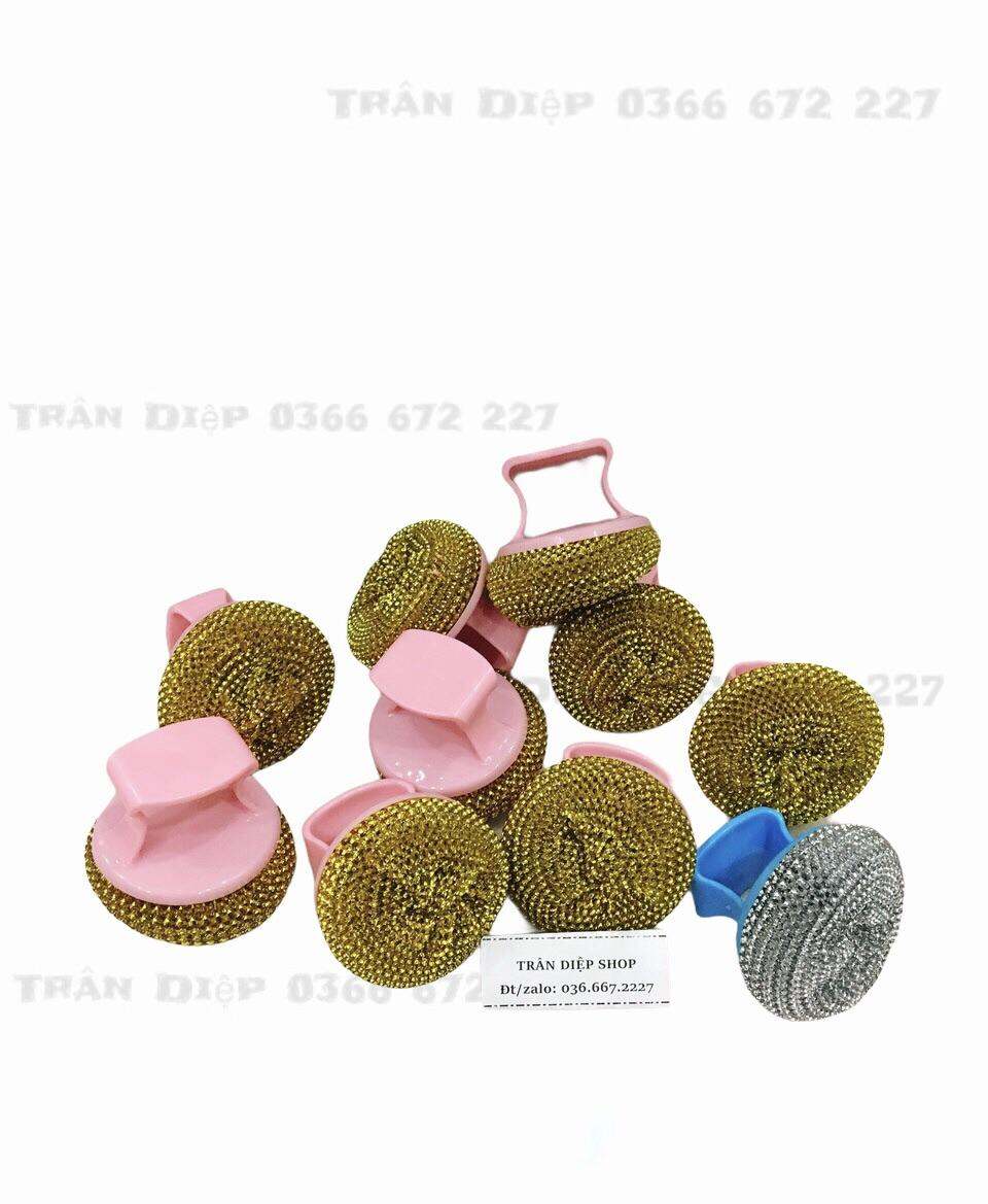 Dụng cụ chà xoong nồi có tay cầm