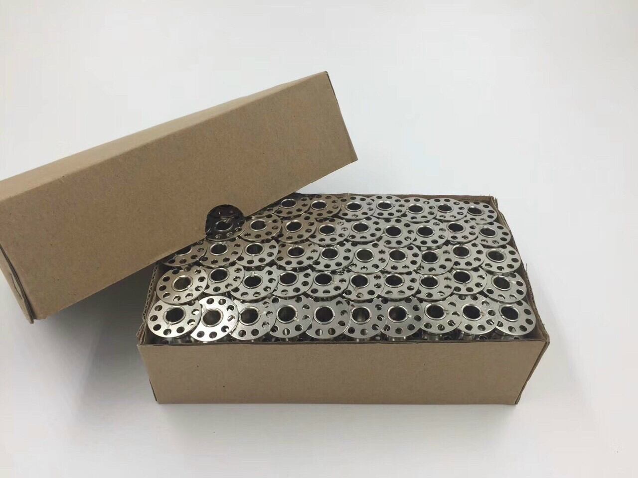 SUỐT CHỈ MÁY CÔNG NGHIỆP VÀ GIA ĐÌNH (10 cái loại tốt)