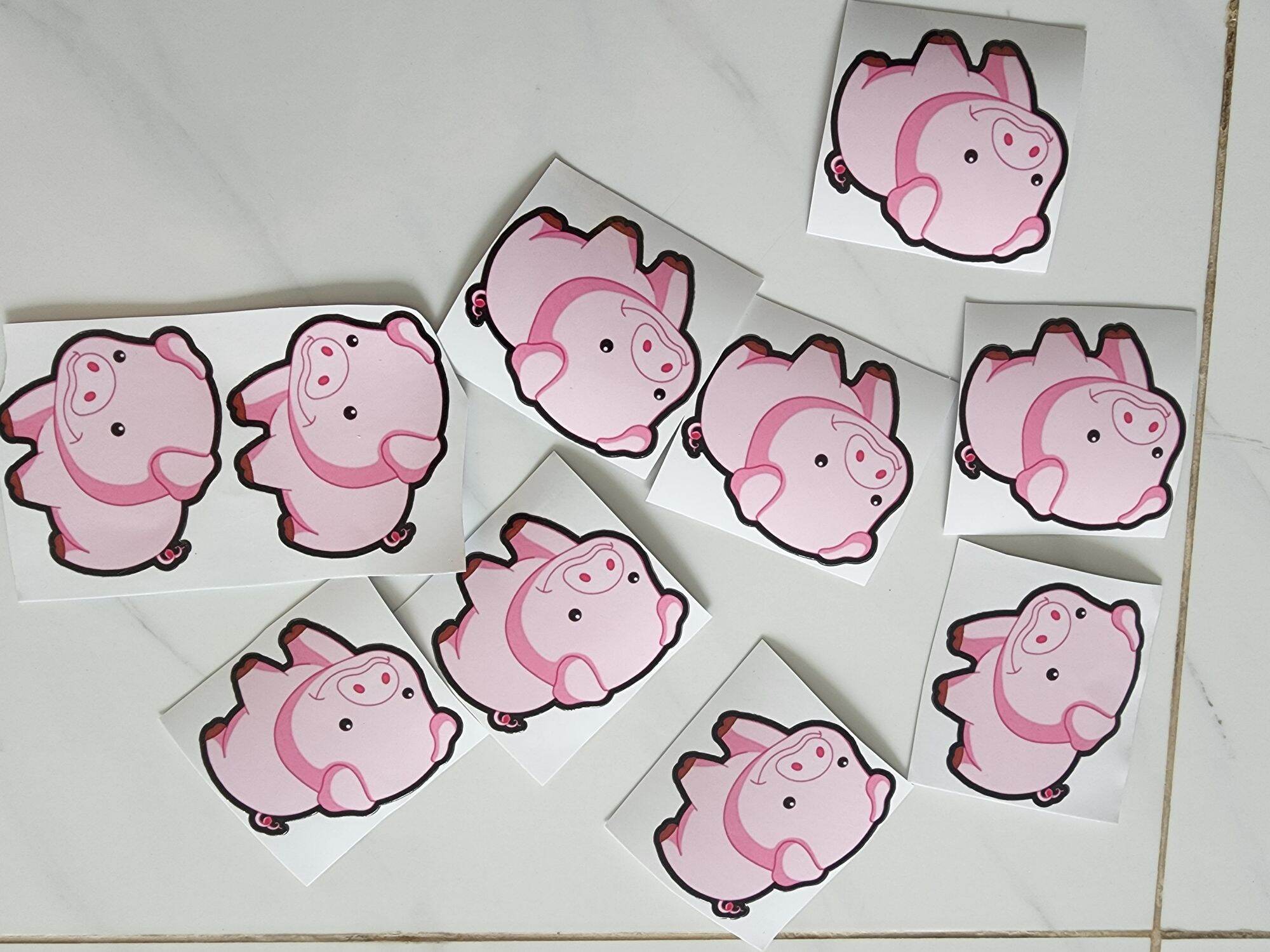 decal tem dán xe hình chú heo dể thương