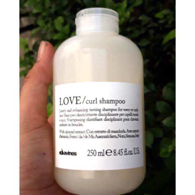 Dầu gội dành cho tóc xoăn tự nhiên hay tóc uốn xoăn love curl nounou davines 250ml