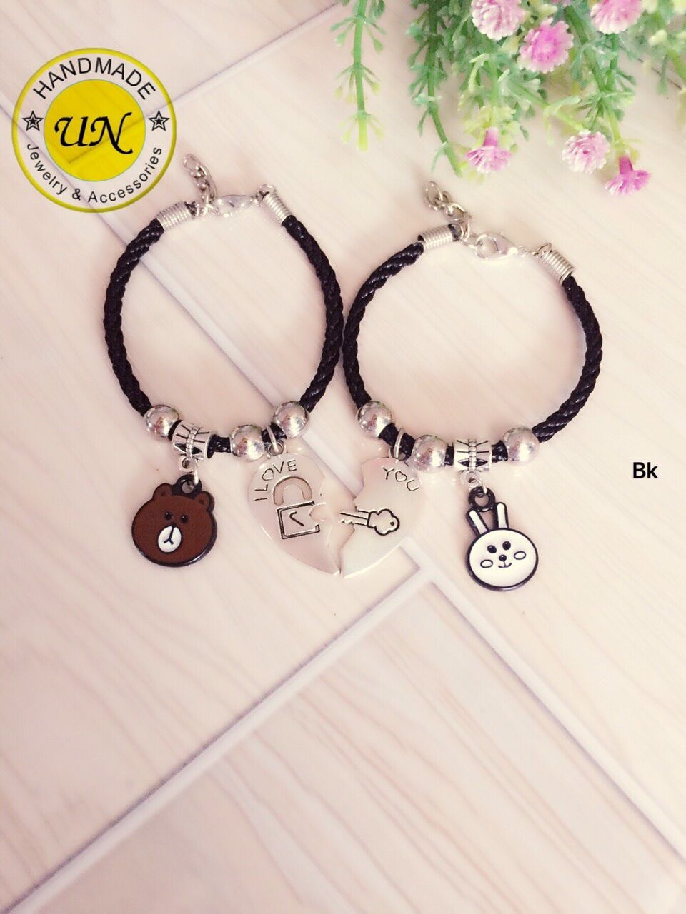 Vòng tay cặp đôi gấu thỏ(2 vòng),đa dạng mẫu mã, chất lượng đảm bảo và cam kết hàng đúng mô tả.