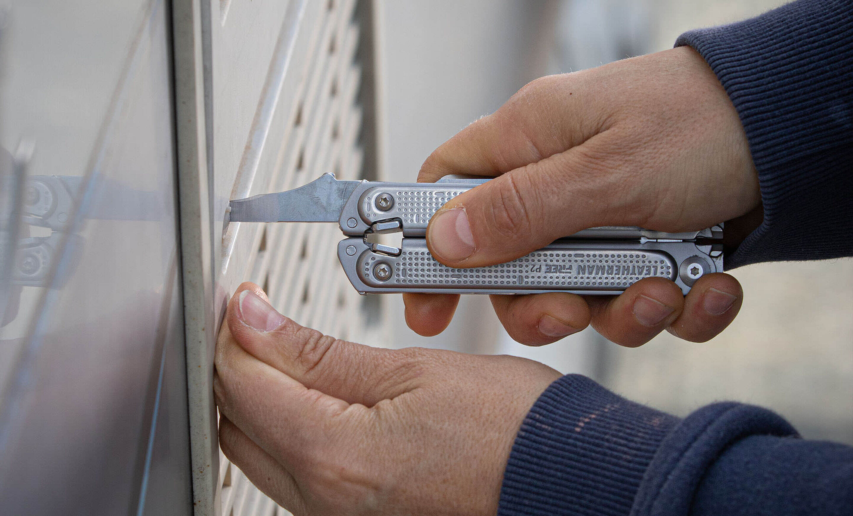 [HCM]Dụng cụ cầm tay đa năng Leatherman Free P2 (19 tools) [Bảo hành chính hãng 25 năm]