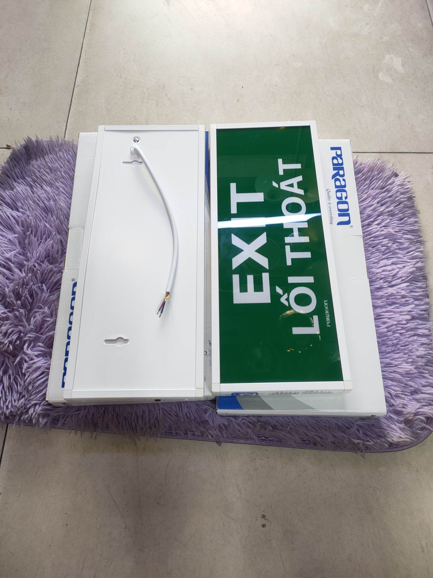 Đèn exit -lối thoát 1 mặt,2 mặt paragon hàng chính hãng