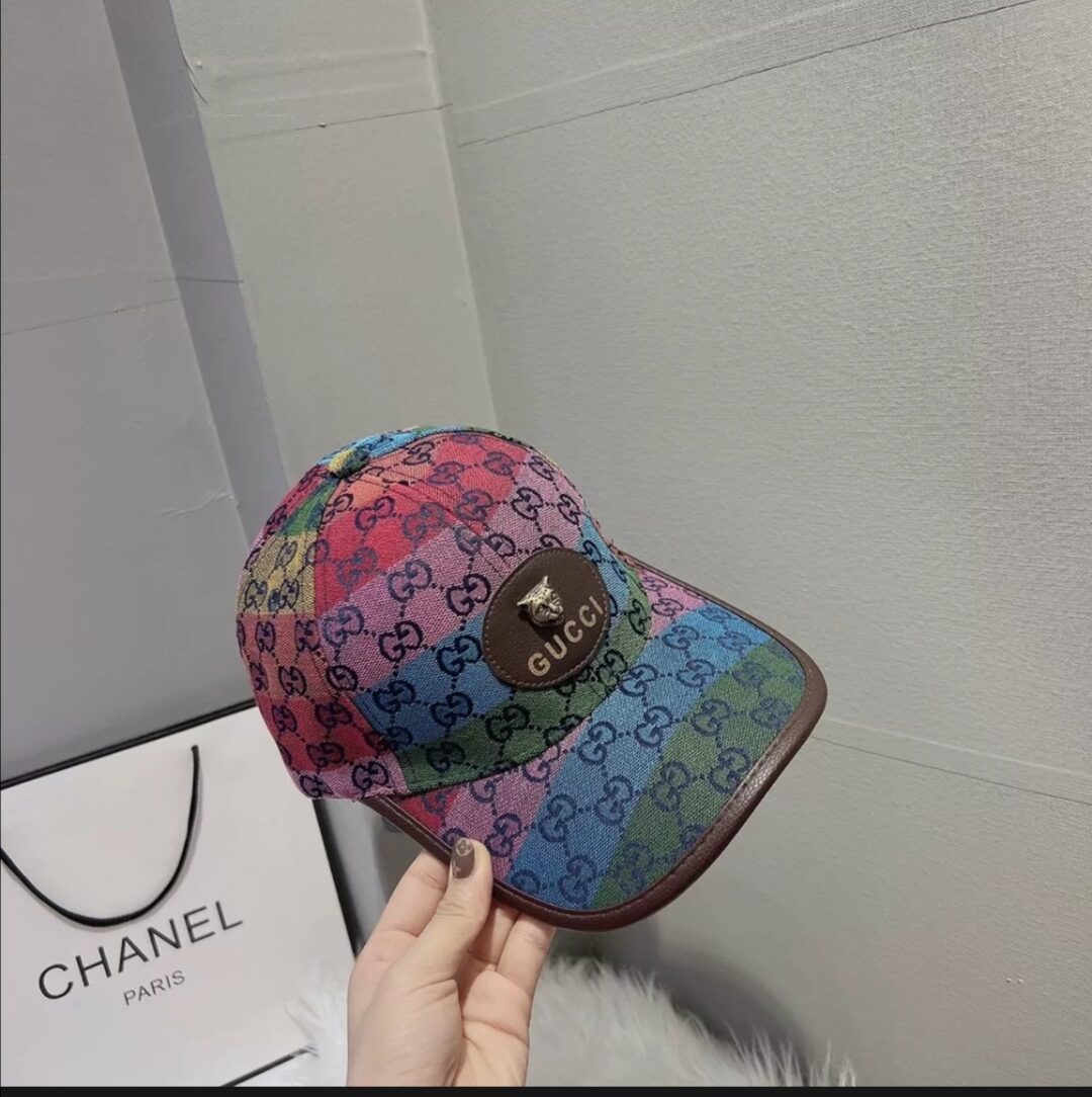 Nón kết lưỡi trai Gucci logo đầu sói thời trang cực chất