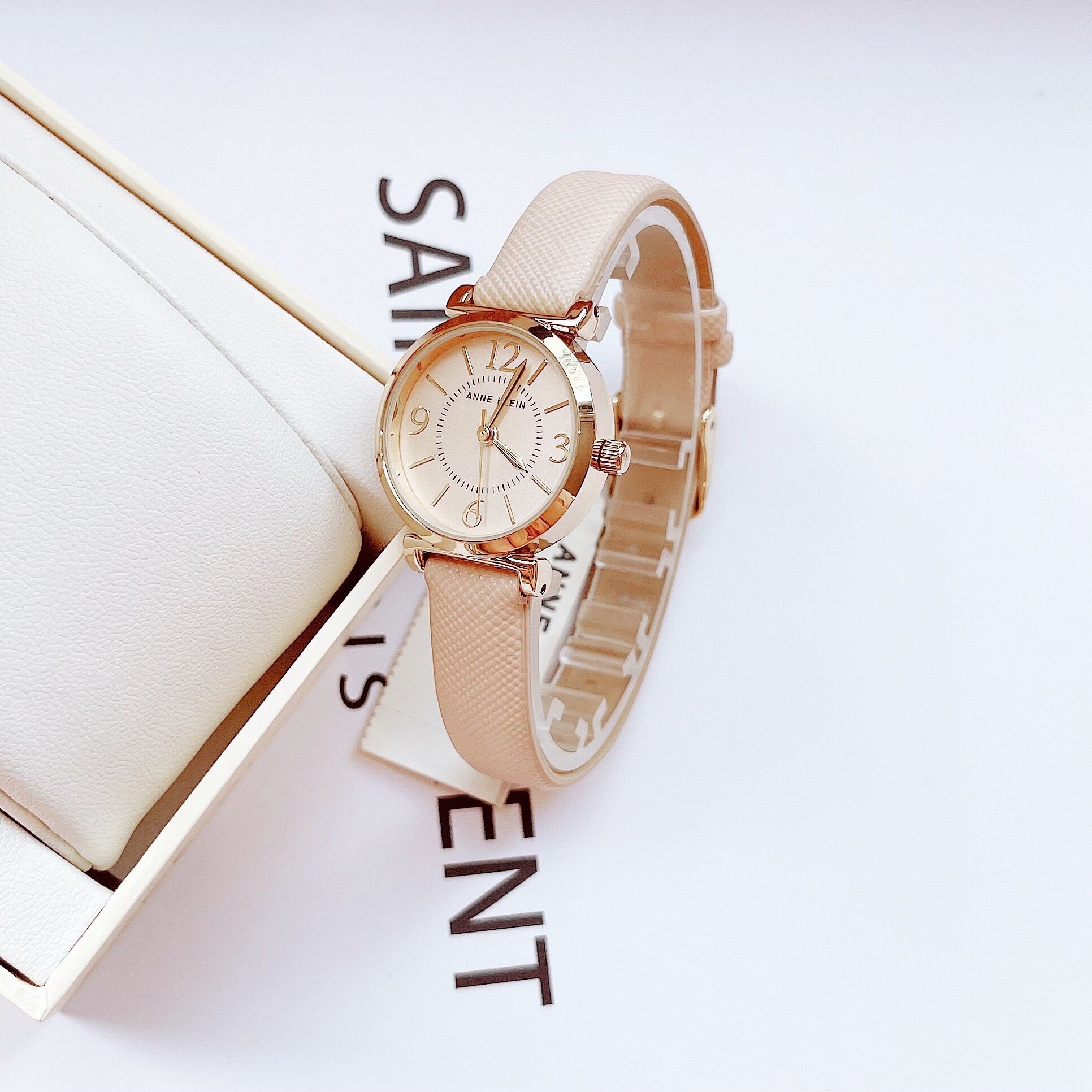 Đồng hồ nữ Anne Klein dây da, size 26mm