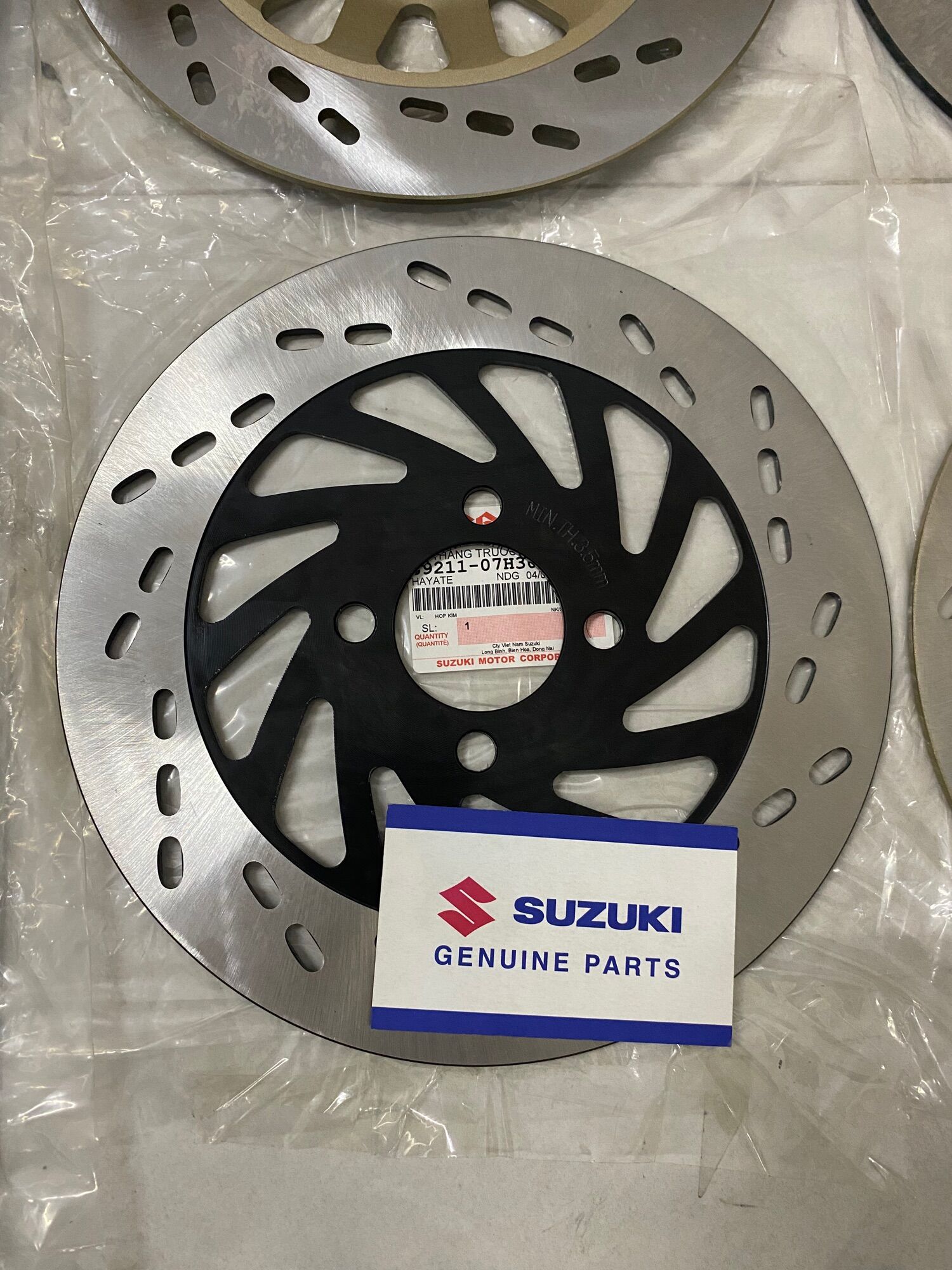 Đĩa thắng suzuki chính hãng
