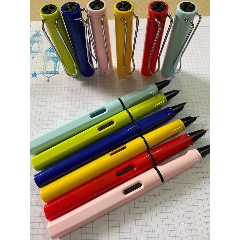 Bút máy T07 xoá được mực tặng 1 ống mực,1 pitong bơm mực thường dùng cho học sinh từ lớp 1 đến lớp 5