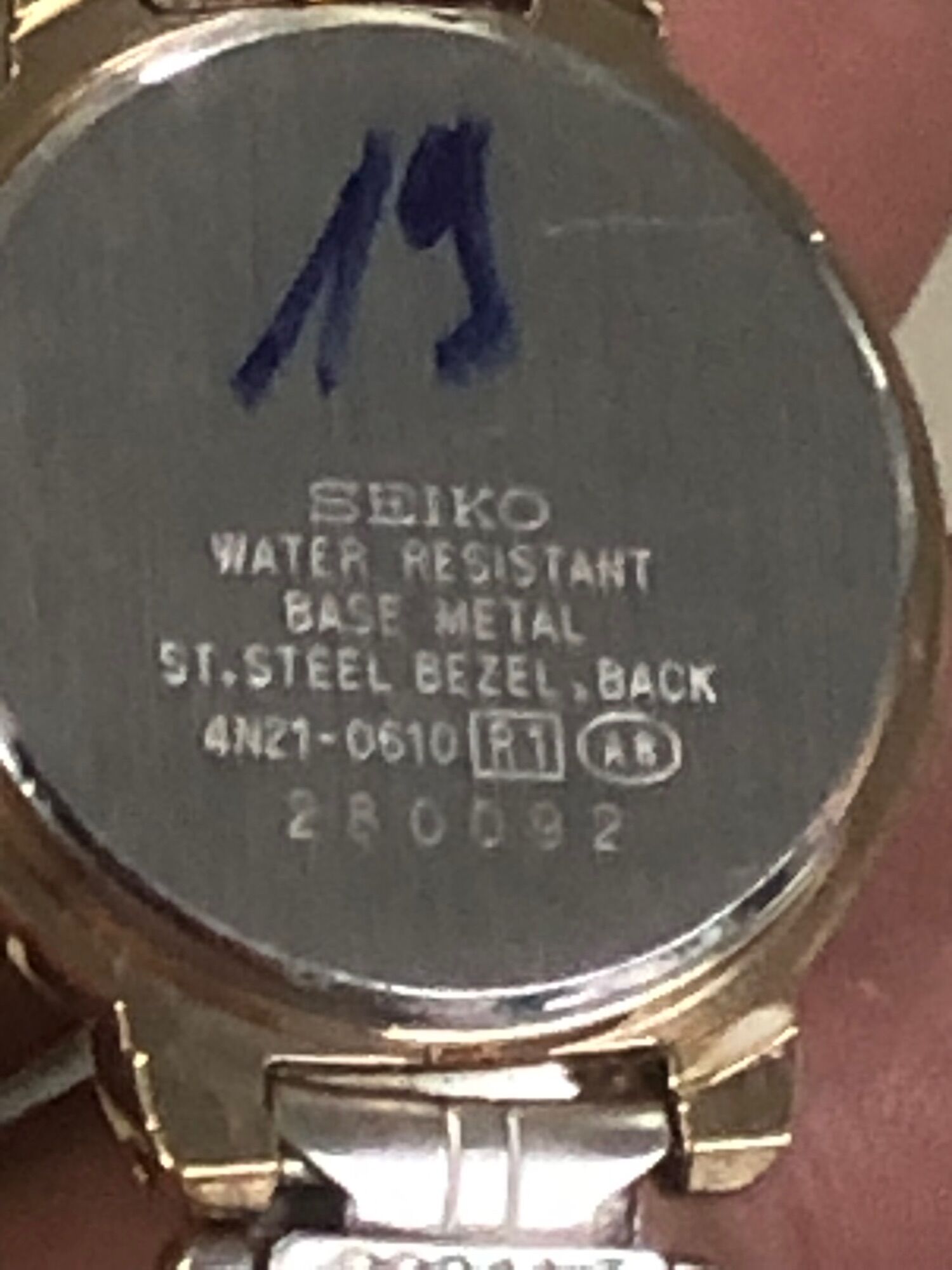 Đồng hồ nữ. Seiko lucen còn đẹp, hàng si
