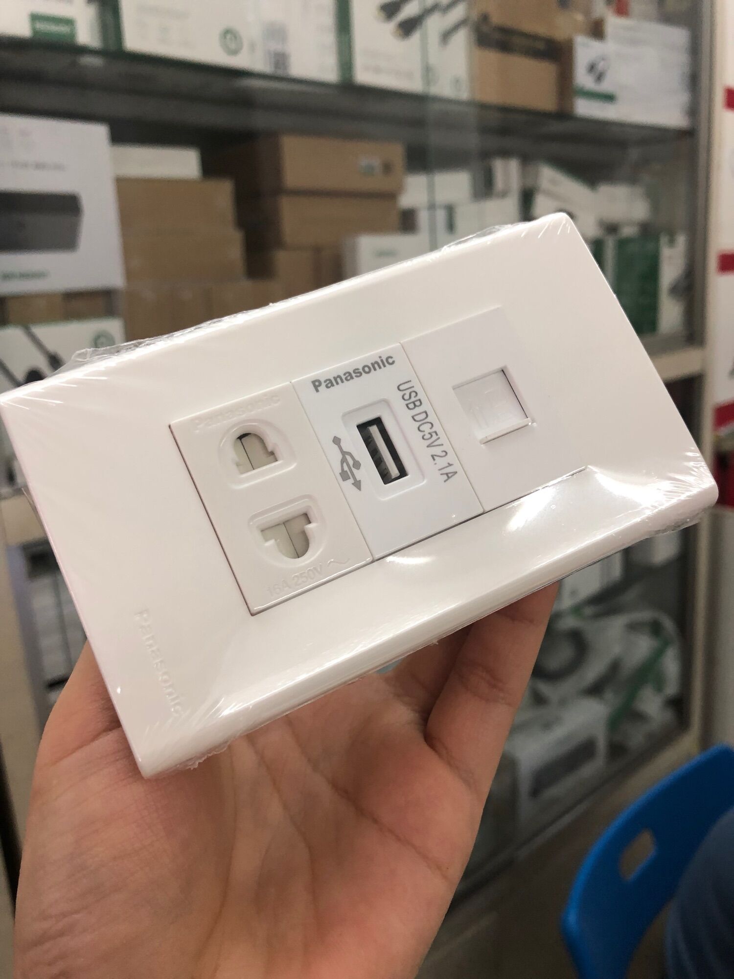 Bộ ổ cắm điện, mạng, sạc usb 5v 2.1a lắp mặt panasonic âm tường