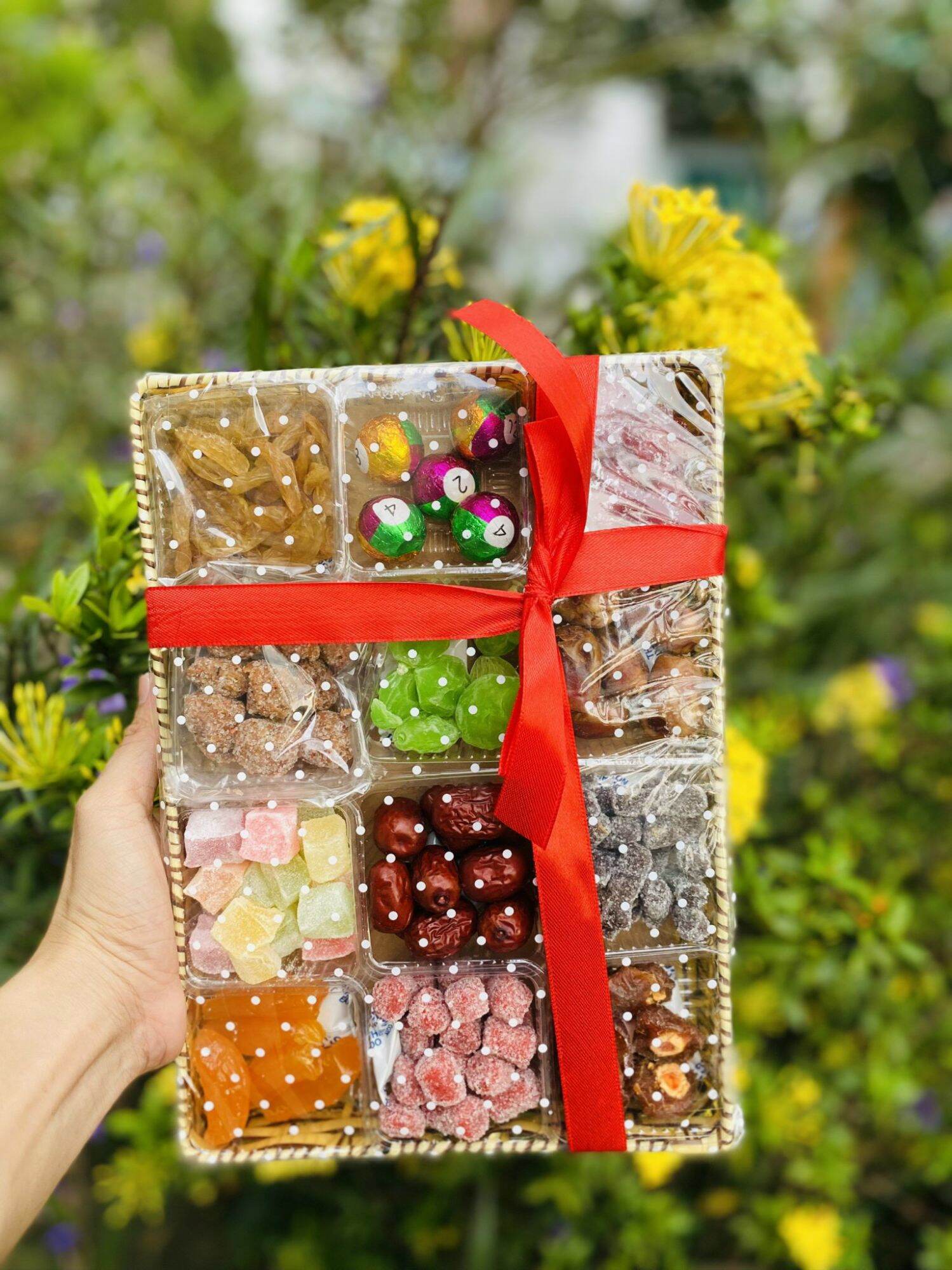 KHAY MỨT TẾT 12 Ô ĐỦ VỊ SIÊU NGON