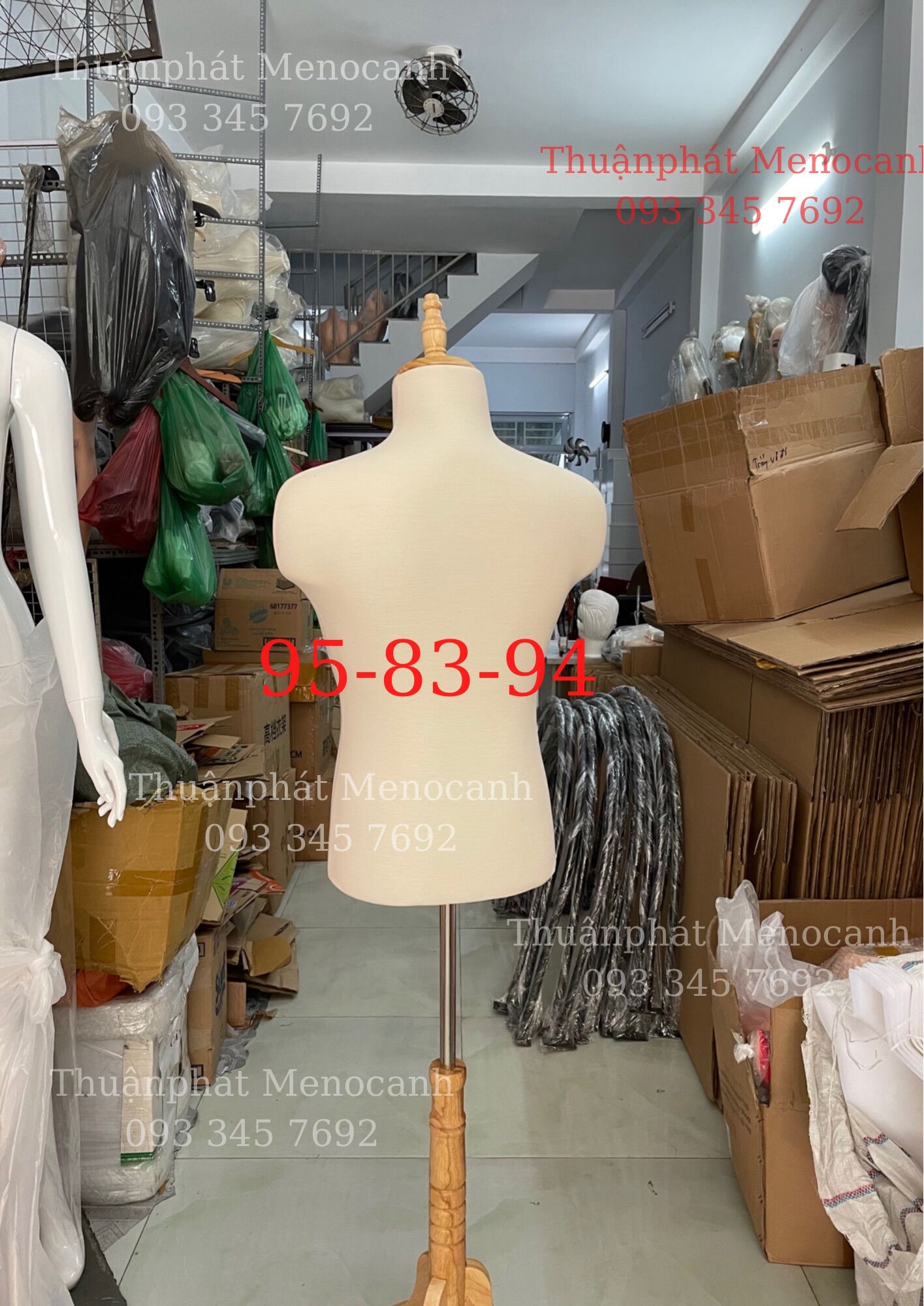 Combo manocanh nam nữ chân gỗ