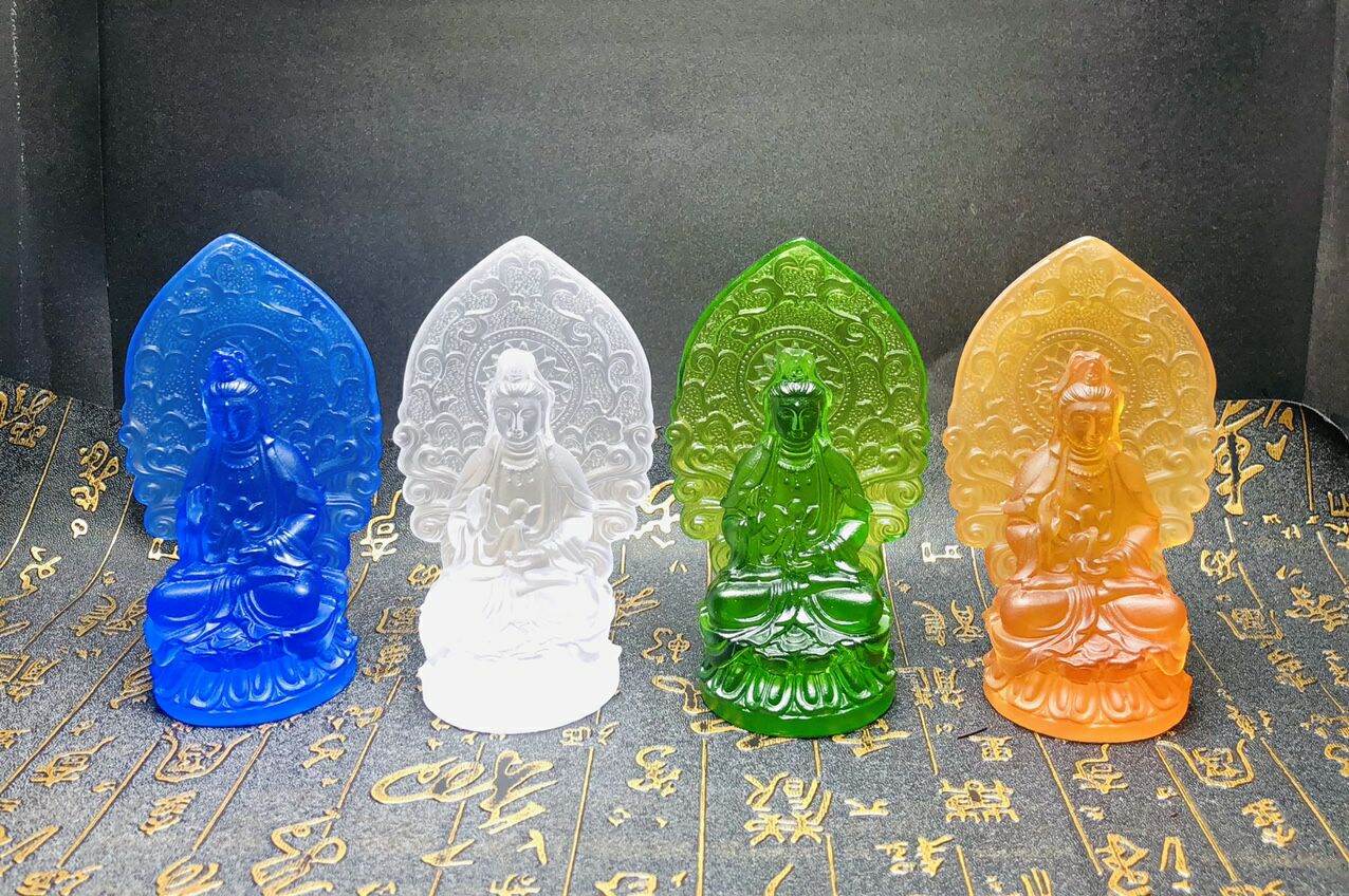 Tượng quan âm lá đá lưu ly