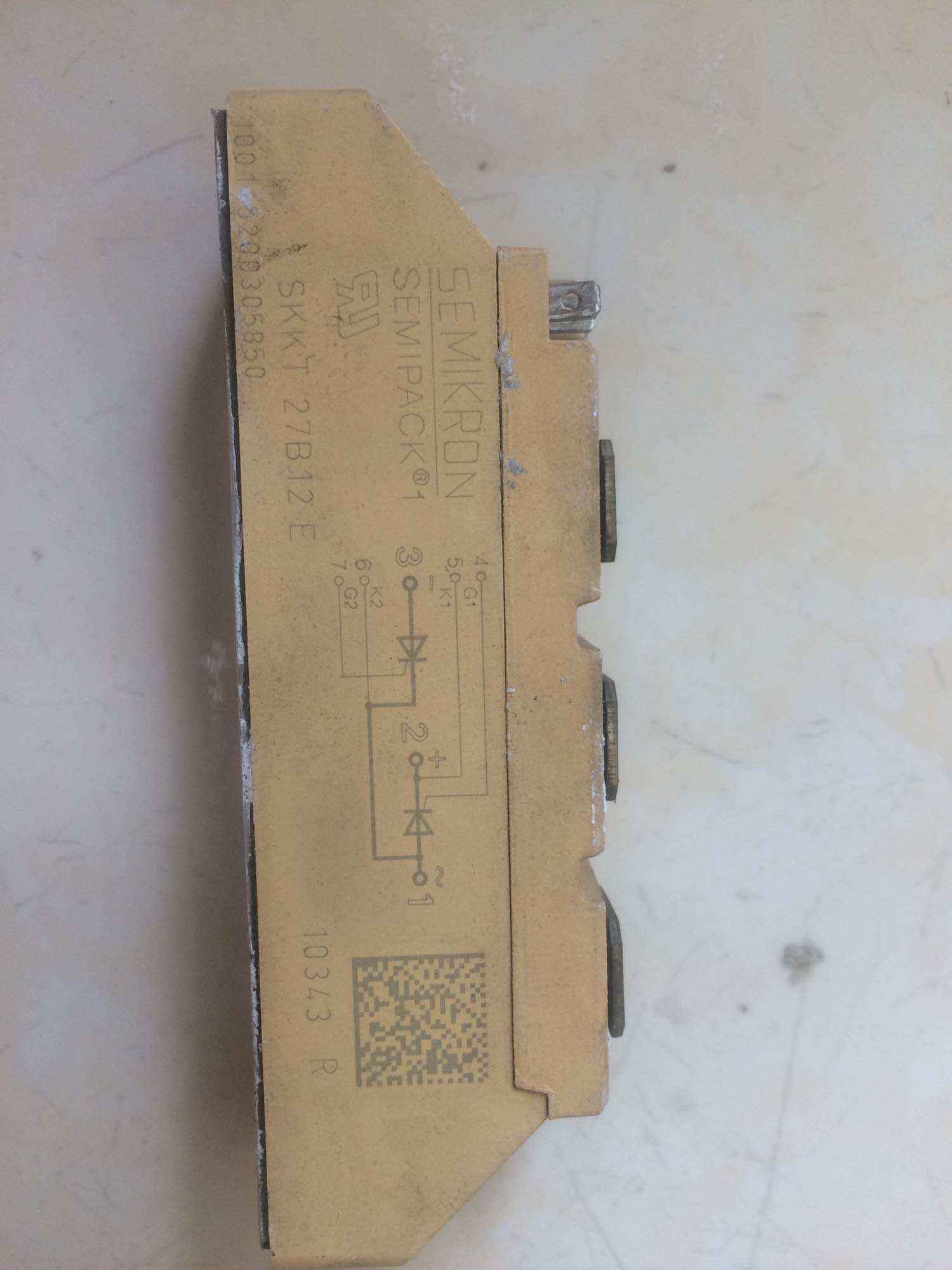 Thyristor công suất SKKT27B12 tháo máy