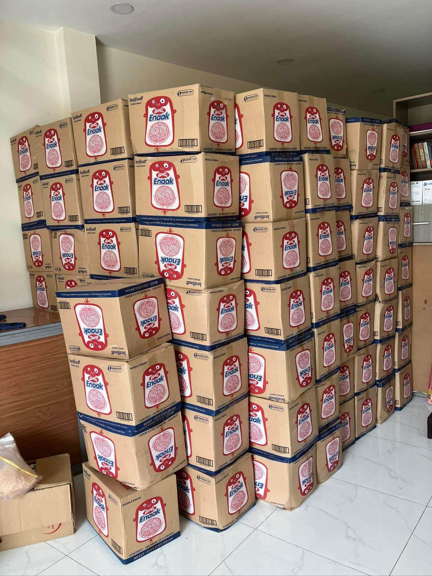 Snack mì ăn liền vị gà