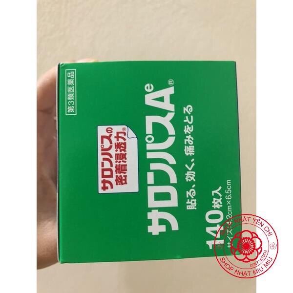 HỘP 140 MIẾNG DÁN SALONPAS CỦA NHẬT