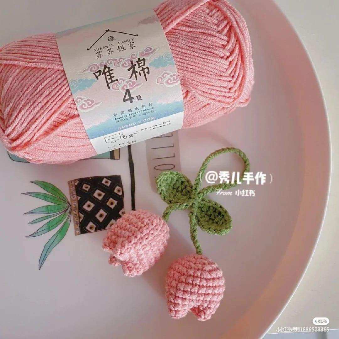 Móc khoá hoa tulip bằng len handmade