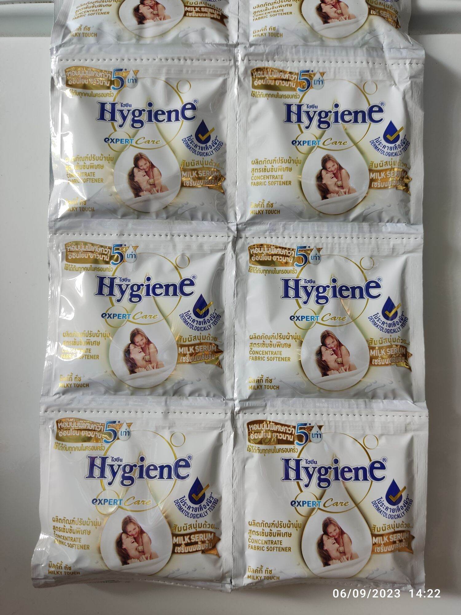 ( một thùng 360 gói) Nước xả vải Hygiene Thái Lan màu trắng