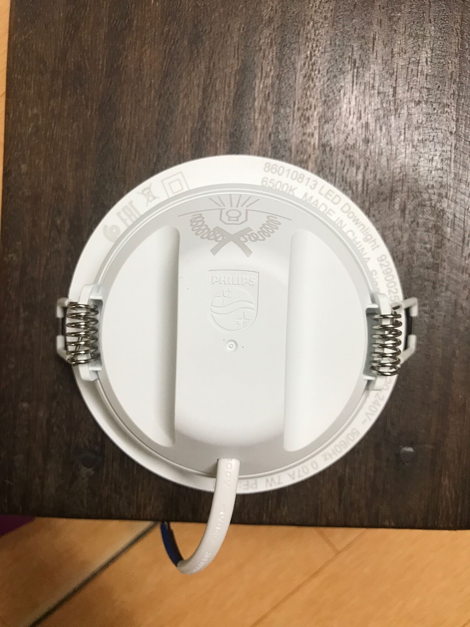 ĐÈN ÂM TRẦN LED 7W D90 59445 PHILIPS
