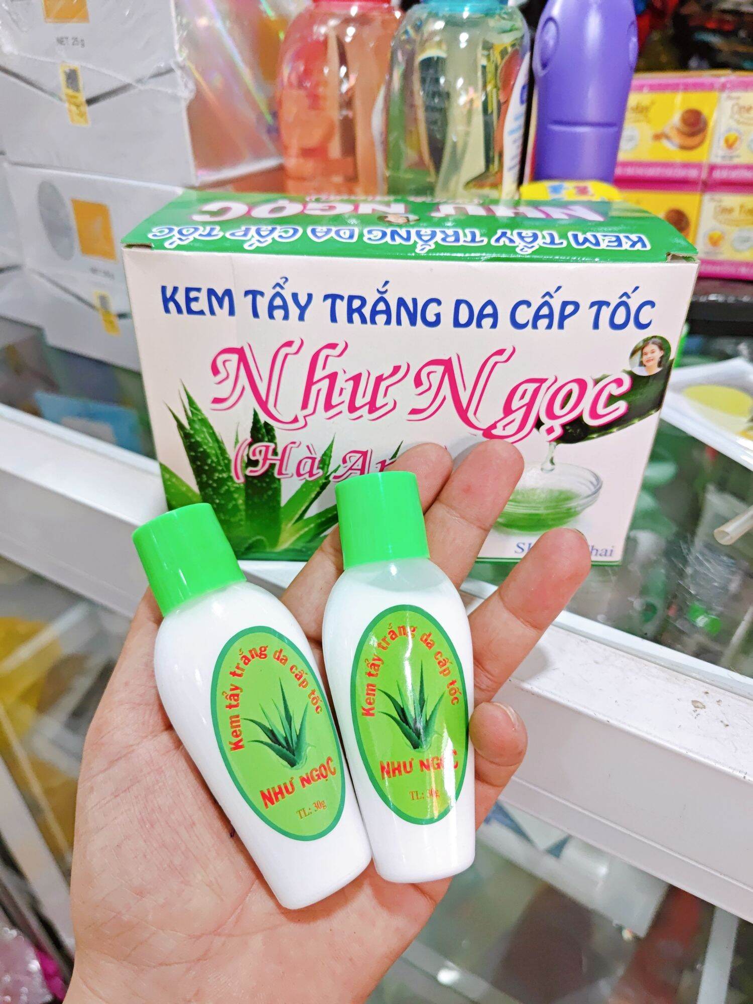 Lố 12 chai kem tẩy trắng da toàn thân cấp tốc như ngọc