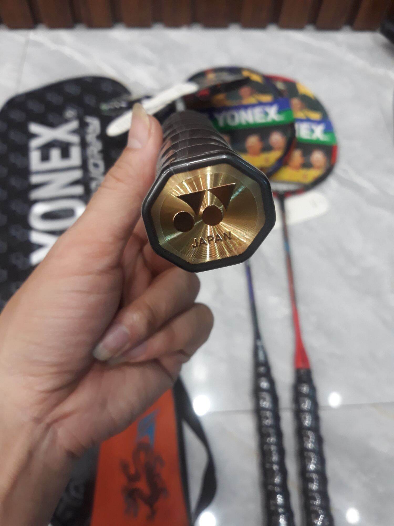 vợt cầu lông đơn yonexx carbon(túi to)