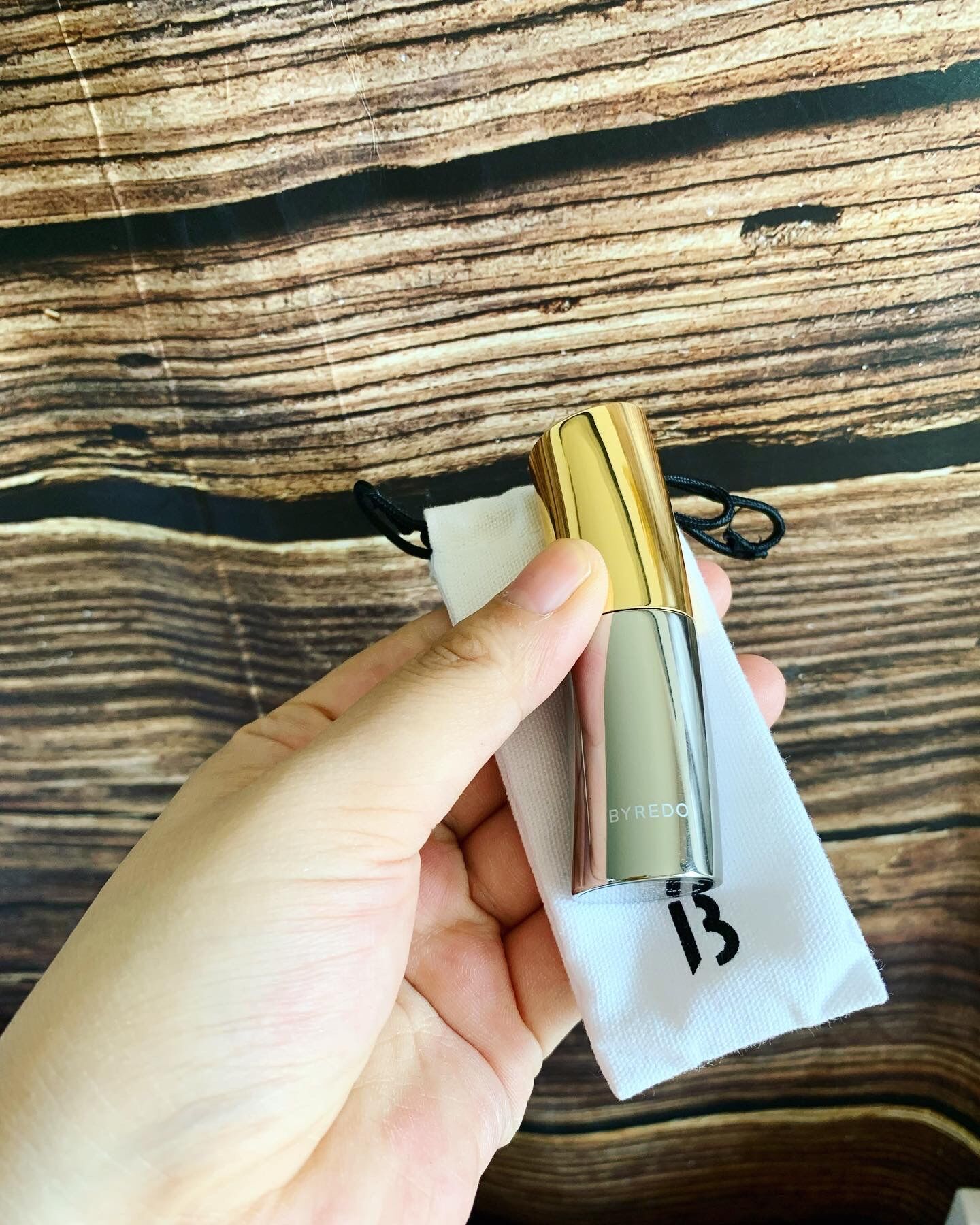 Son Byredo màu 109 matte urenion cam đất