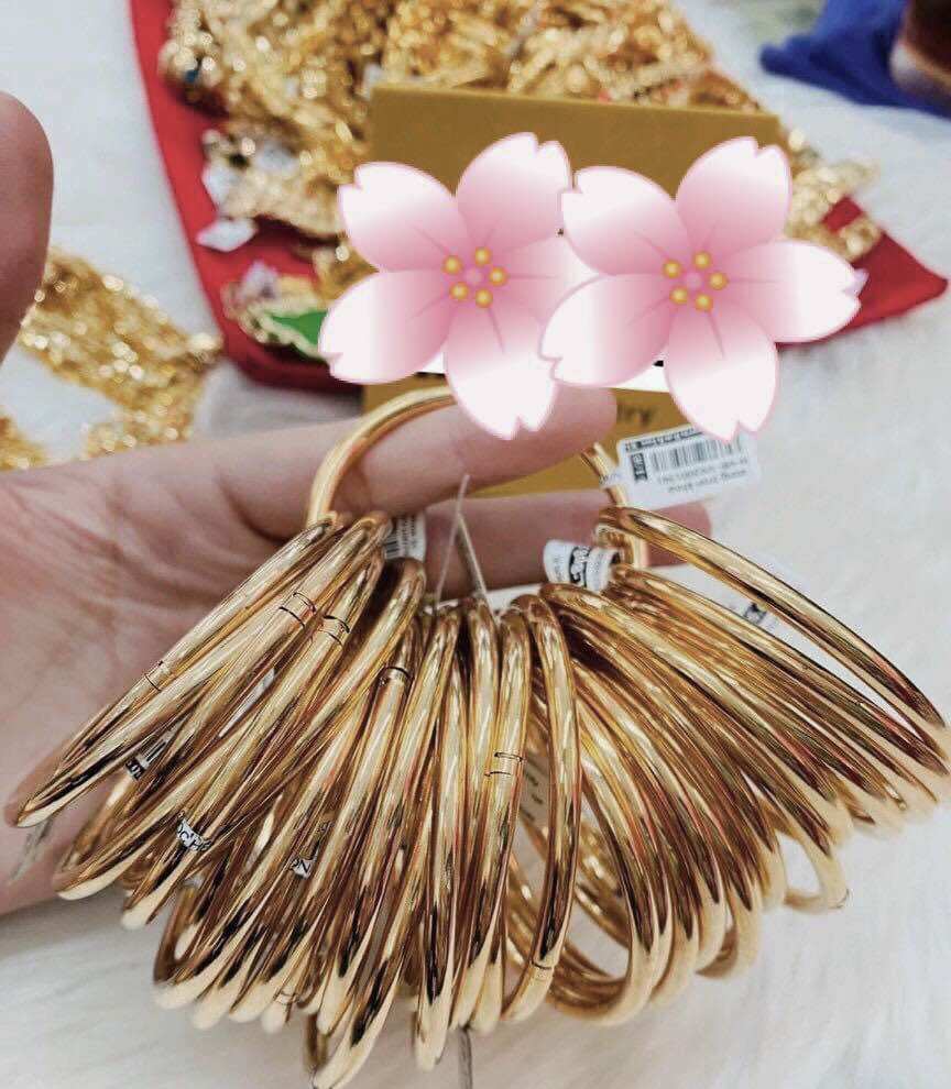 Vòng (đồng đeo bền) trơn 18k khoá lưỡi gà (có ni em bé)