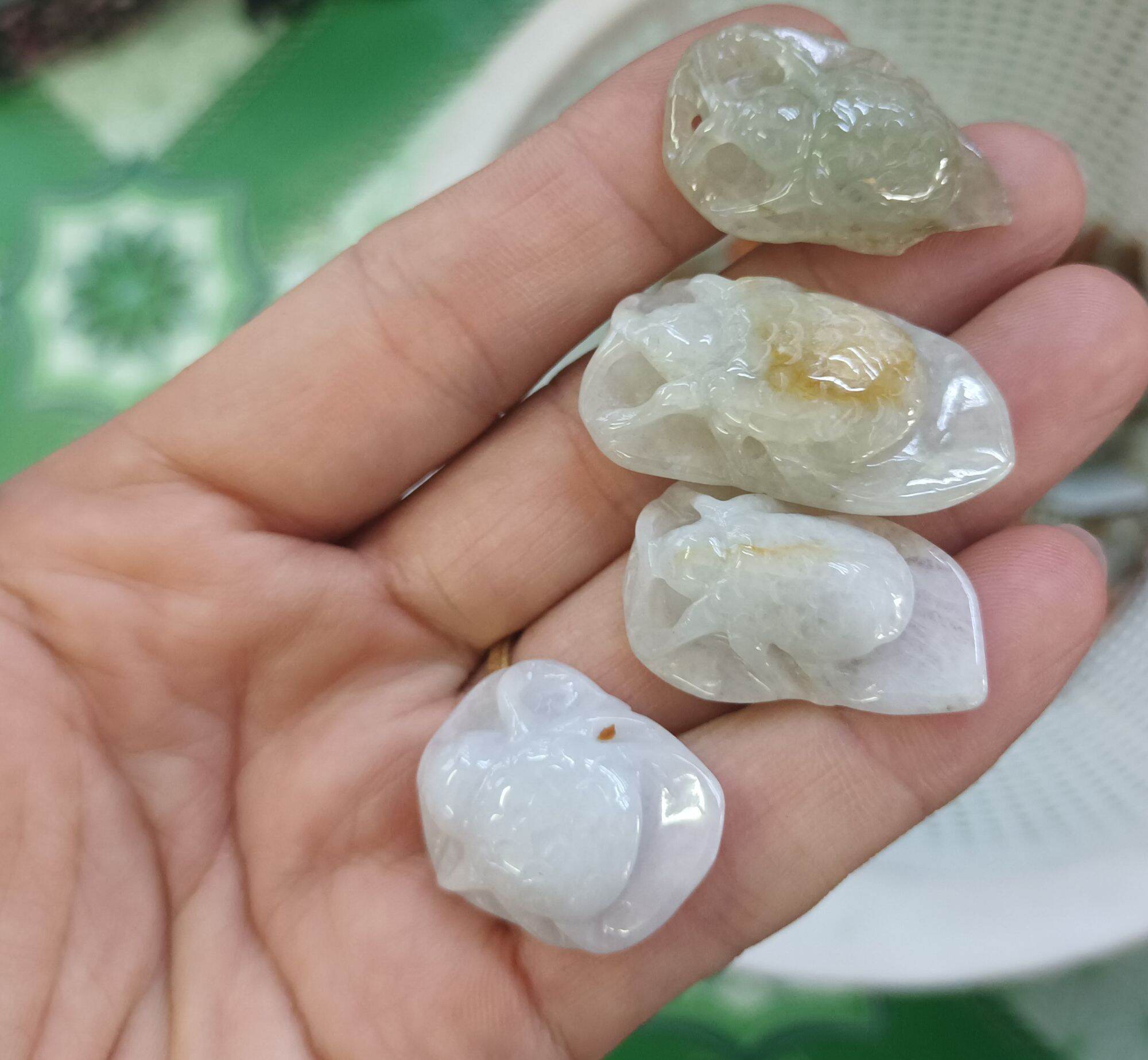 Nhện đá cẩm thạch phong thủy thiên nhiên may mắn