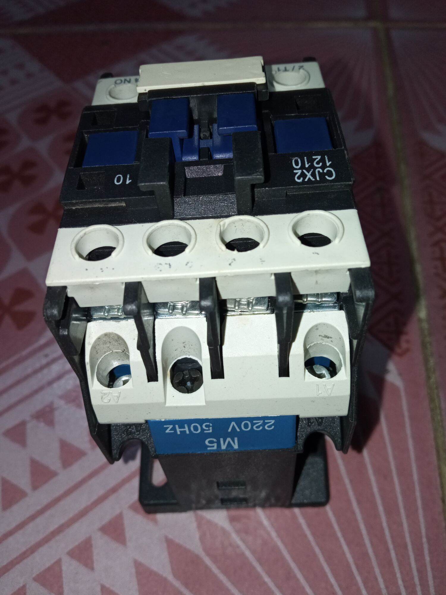 Khởi động từ - contactor coil zin 220v.
