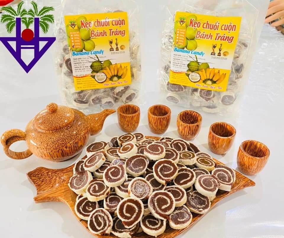 Kẹo chuối tươi cuộn bánh tráng Hồng Vân 1kg