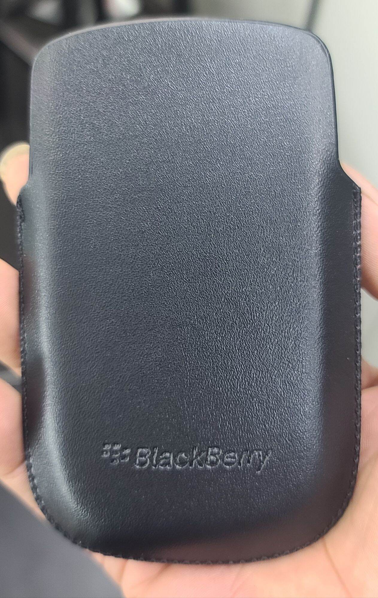Bao da rút blackberry Bold 9900/9930