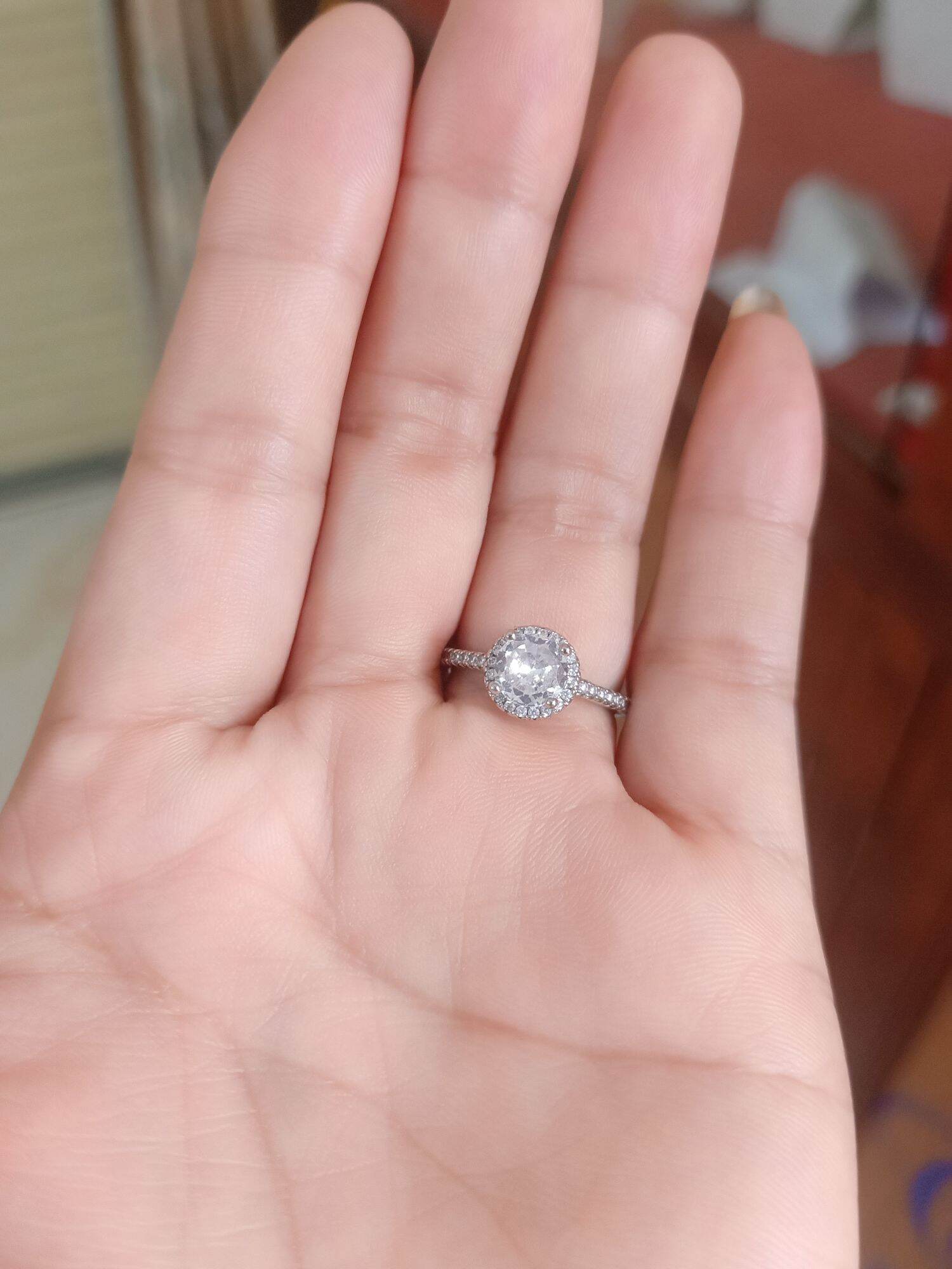 nhẫn đá nữ