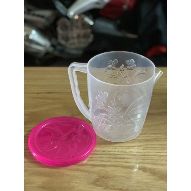 Ca Nhựa Có Nắp (1,6L - 2,5L). 