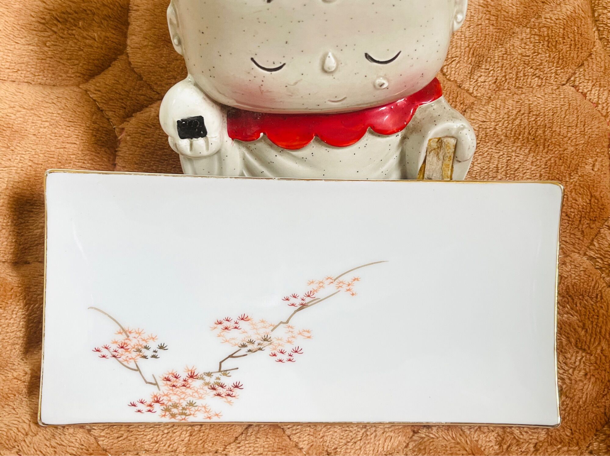 Dĩa sứ nhật - dn01kn02