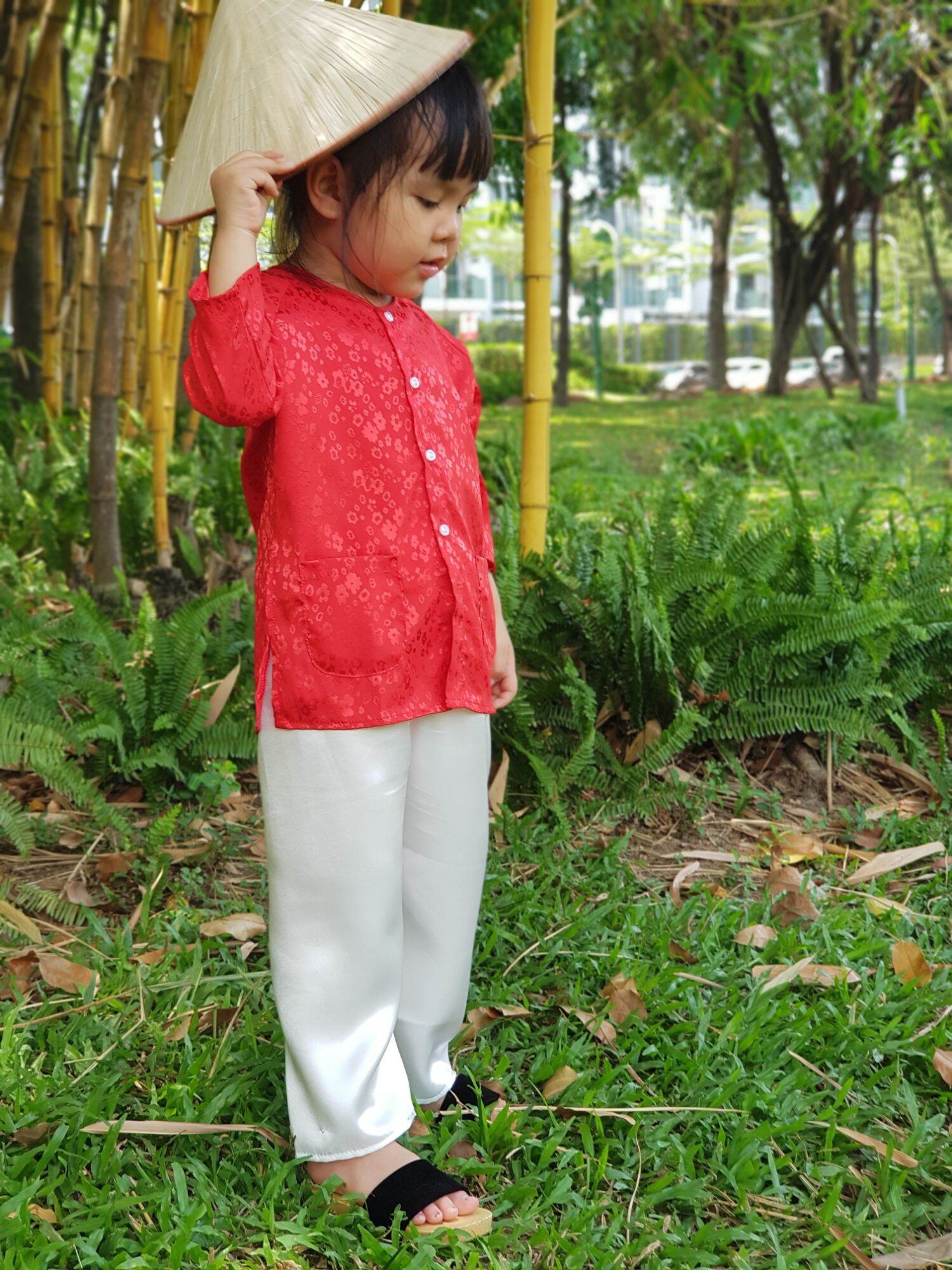 Bà ba gấm lụa cho bé