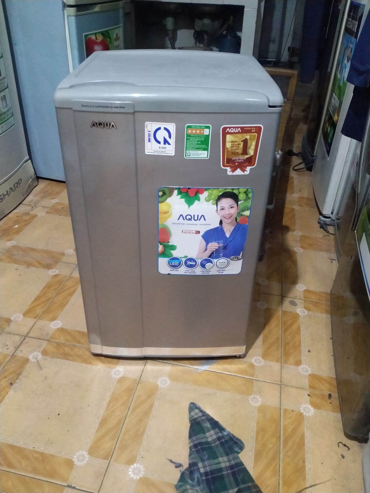 tủ lạnh sanyo 93 lít còn mới 90%