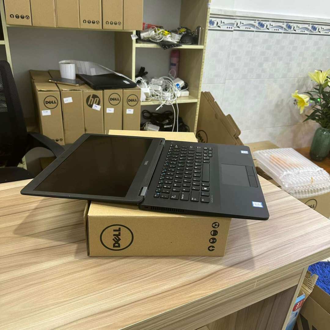 Laptop Dell Latitude E7270 Intel Core i5, Ram 8, SSD 256, Full HD