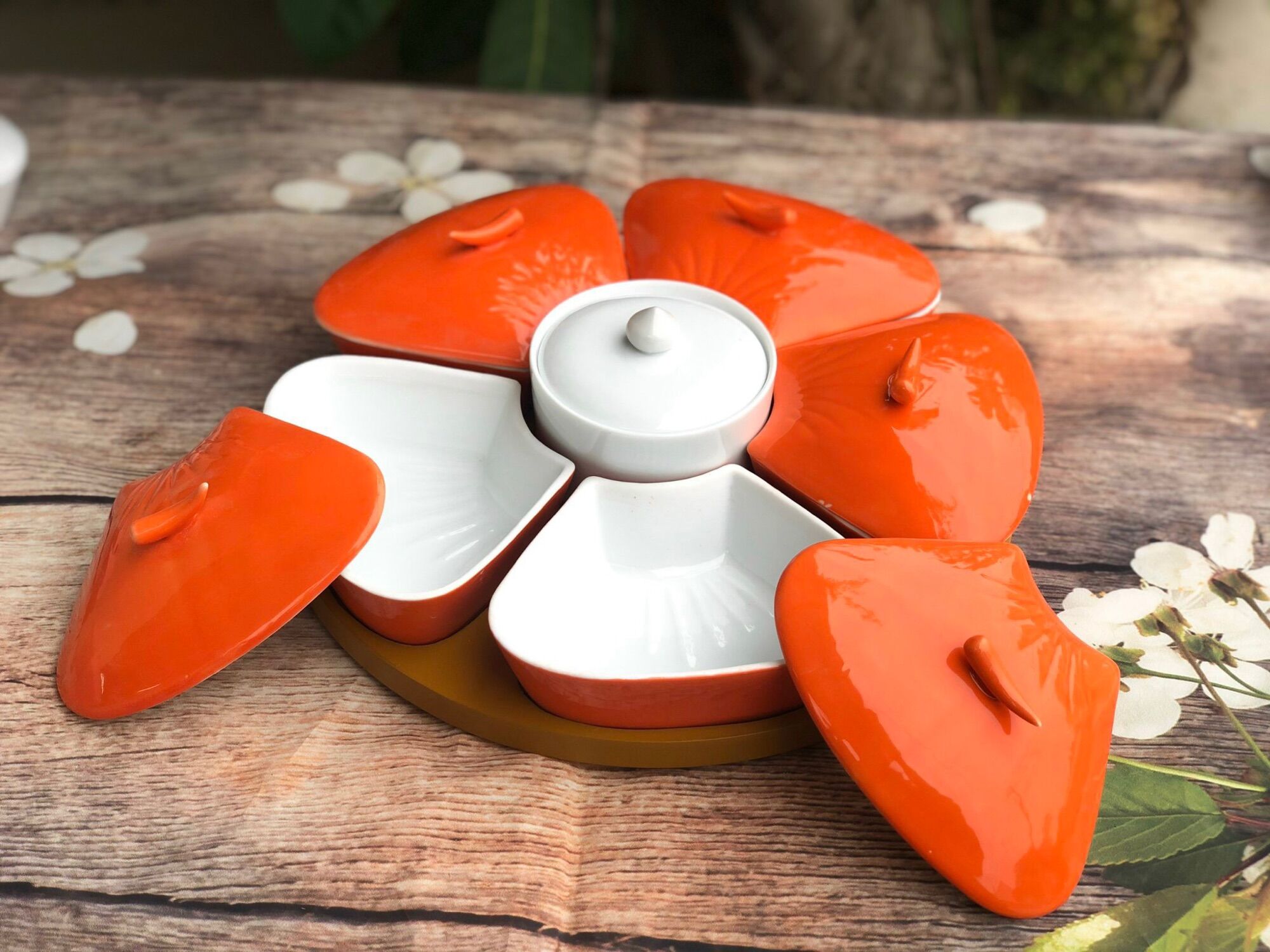 Khay đựng mứt- bánh kẹo . Gốm sứ Bát Tràng