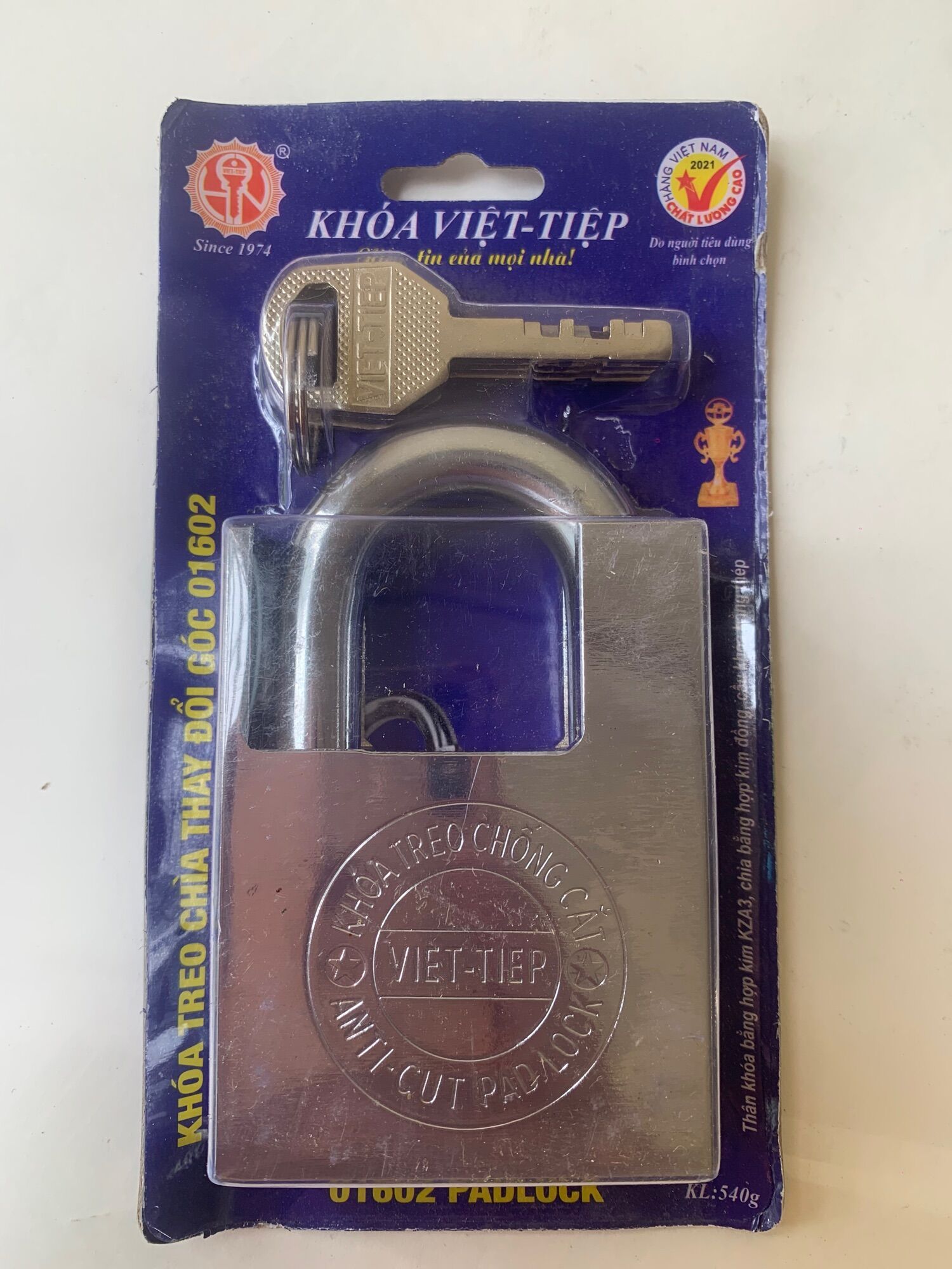 Khóa việt Tiệp