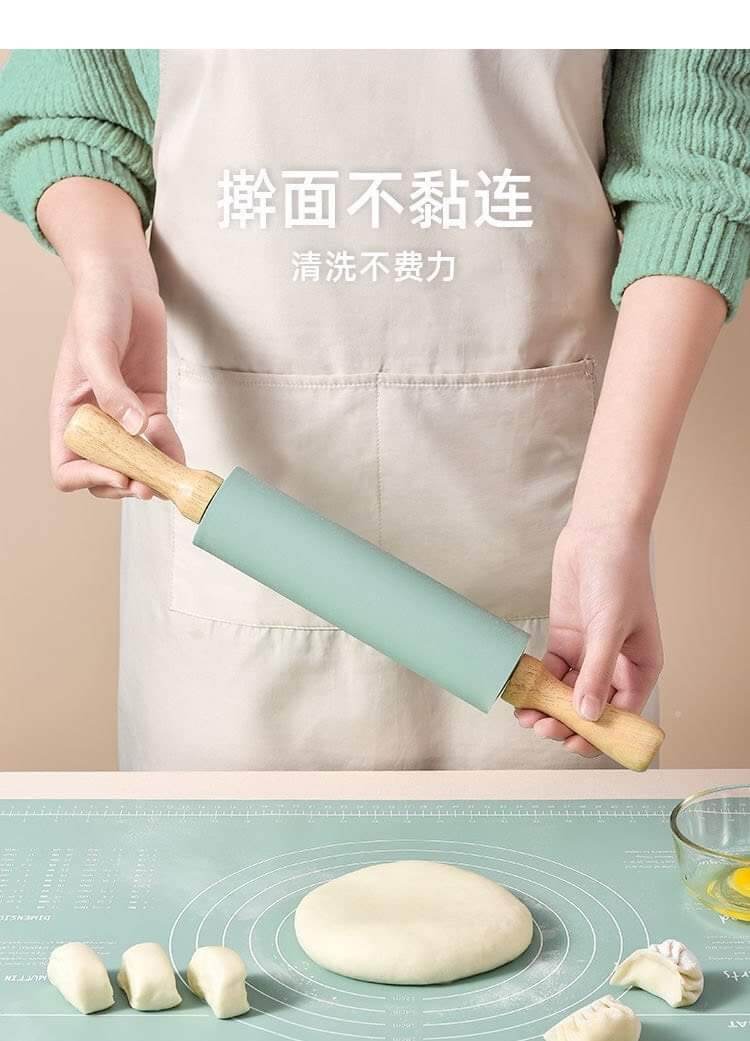 Set thảm nhào bột + cây lăn bột của hãng Josogo