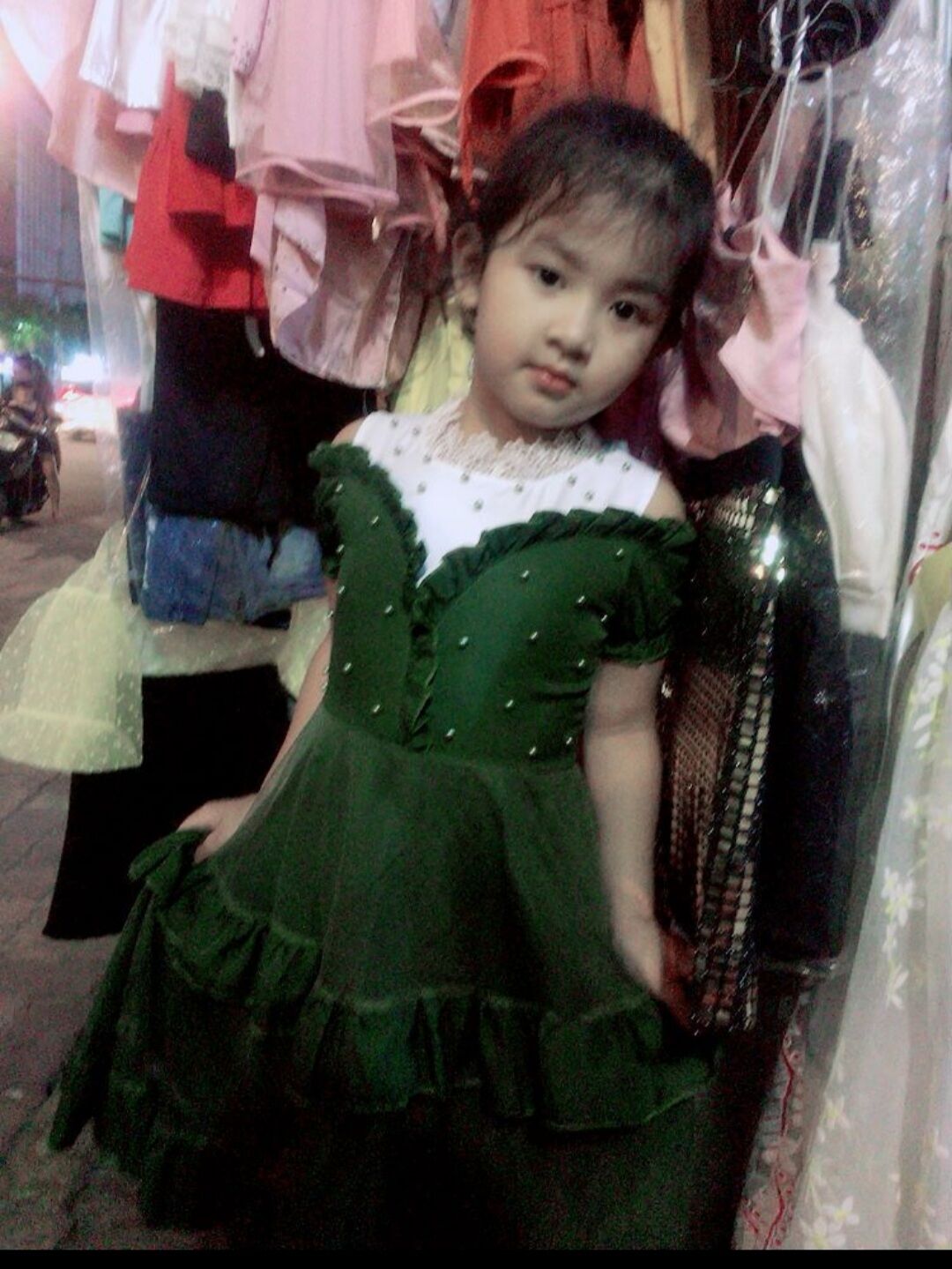 đầm thô  mềm phối  voan cho bé 25_30kg