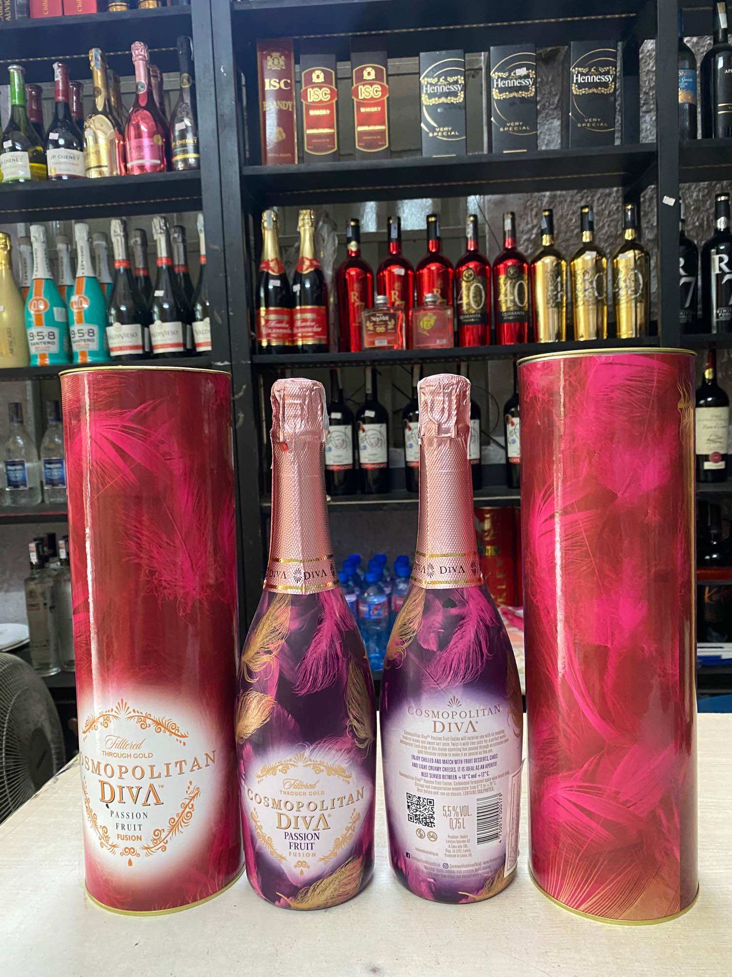 Vang Nổ Trái Cây Cosmopolitan DIVA Passion Fruit 5.5% 750ml