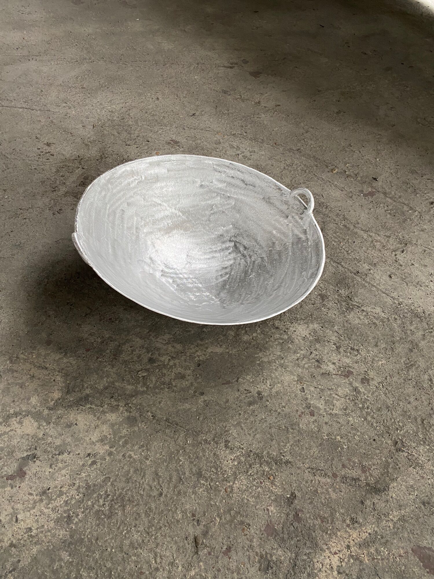 Chảo gang đúc đáy võng cỡ lớn 70cm