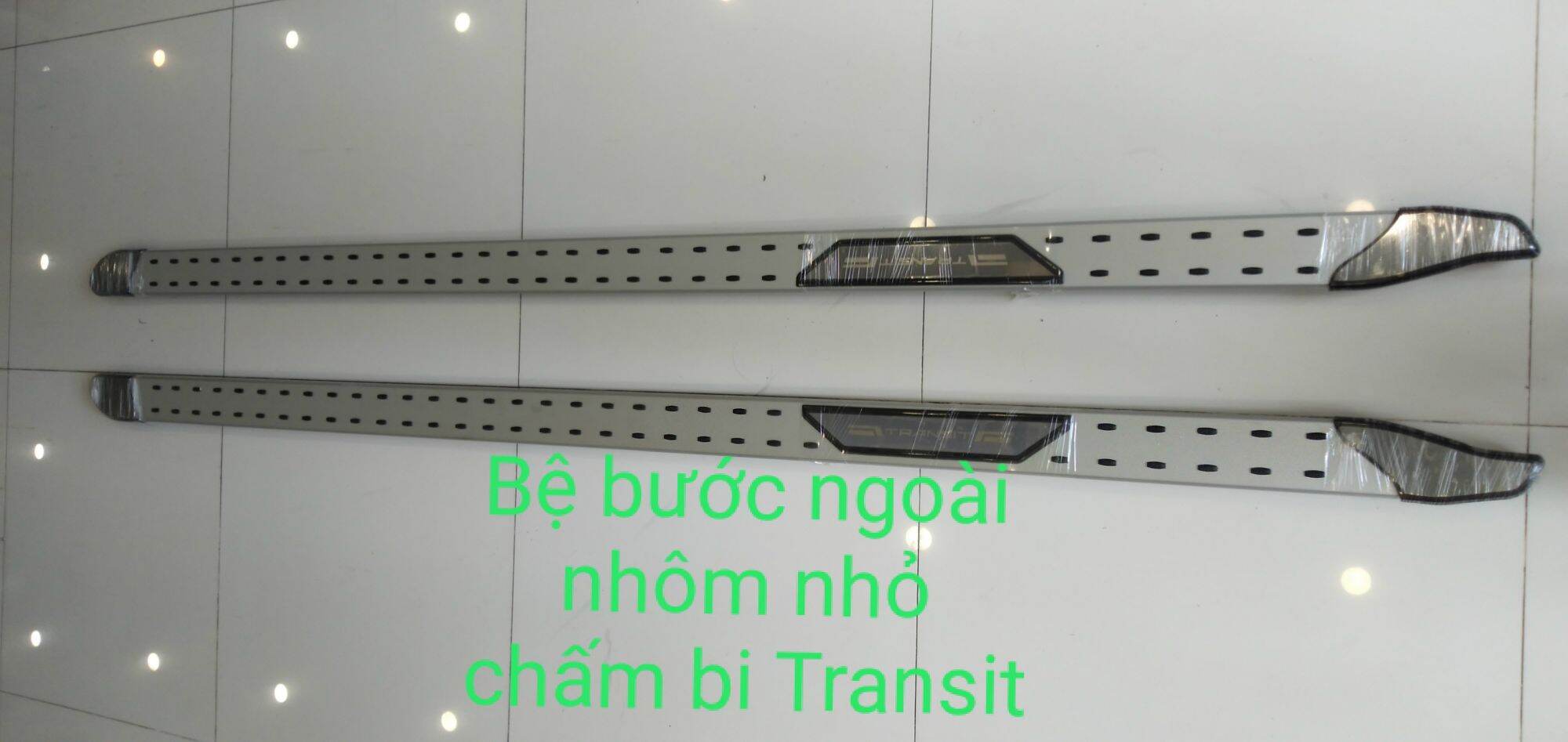 Bậc bước ngoài (BẢN GỌN GÀNG) FORD Transit