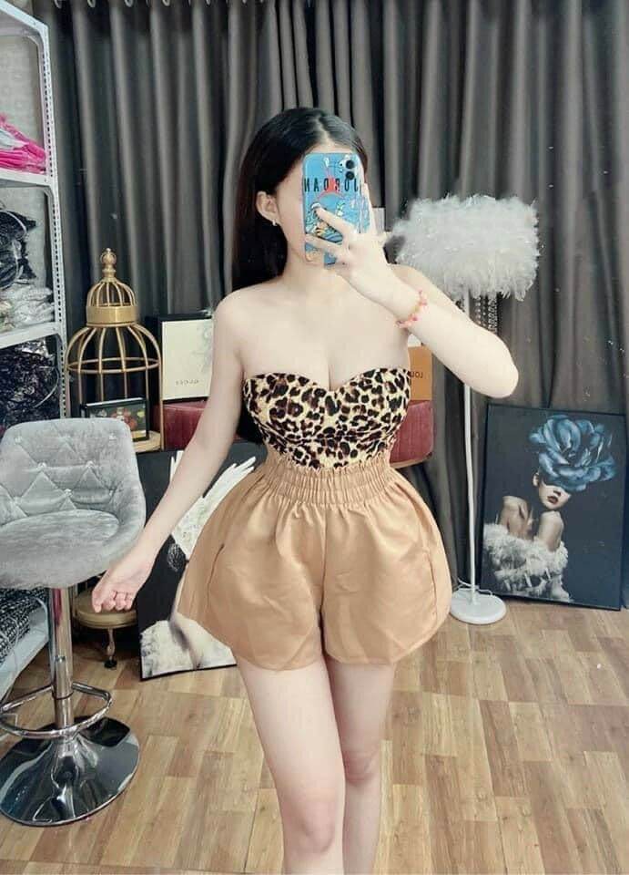 Quần đùi tacta phồng sang chảnh