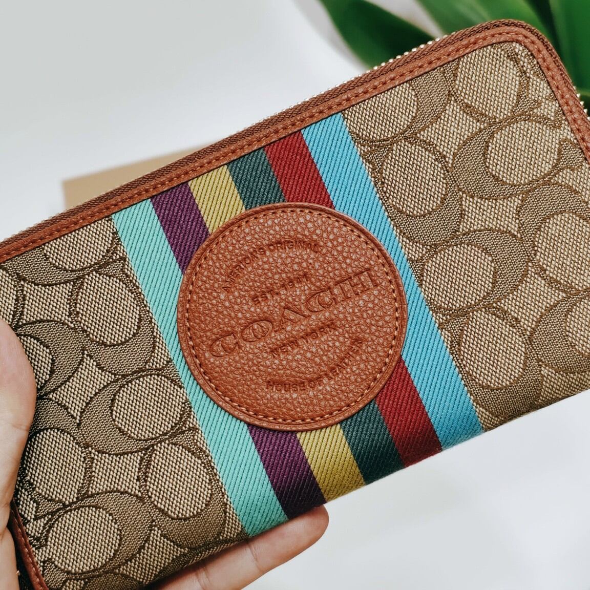 Ví COA*CH DEMPSEY LARGE PHONE WALLET siêu cưng
