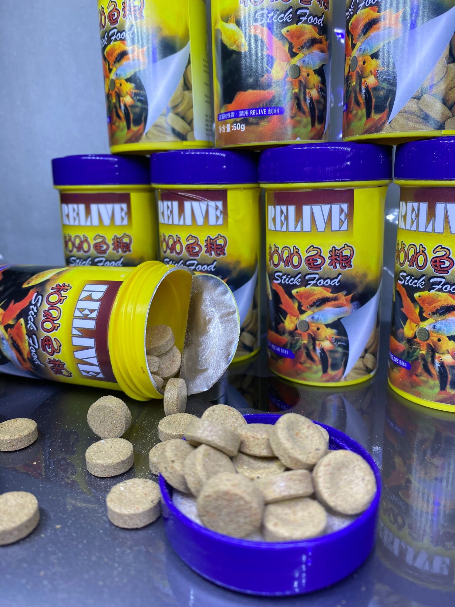 Thức ăn viên dán hãng RELIVE-50g chuyên dùng cho cá thủy sinh