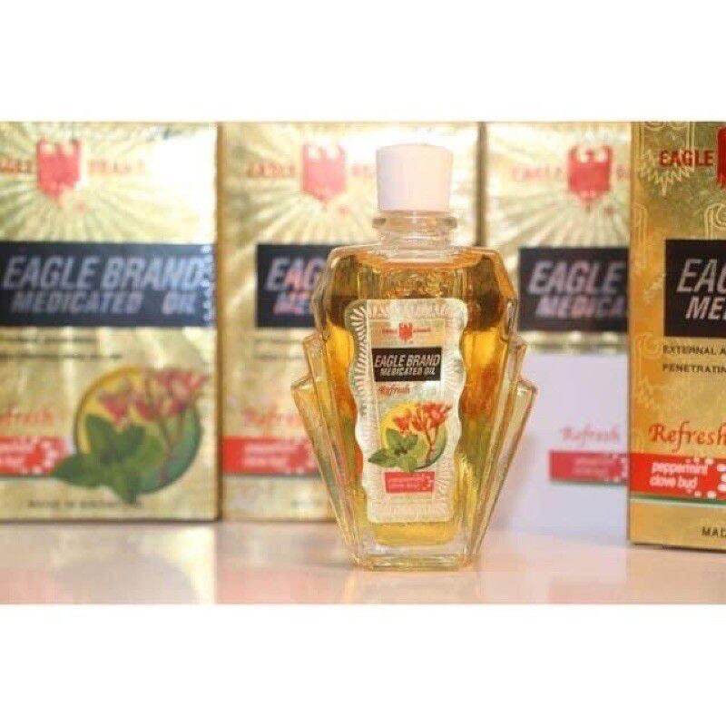 Lố 12 chai Dầu Gió Con Ó Vàng Singapore 24ml(Eagle Brand)