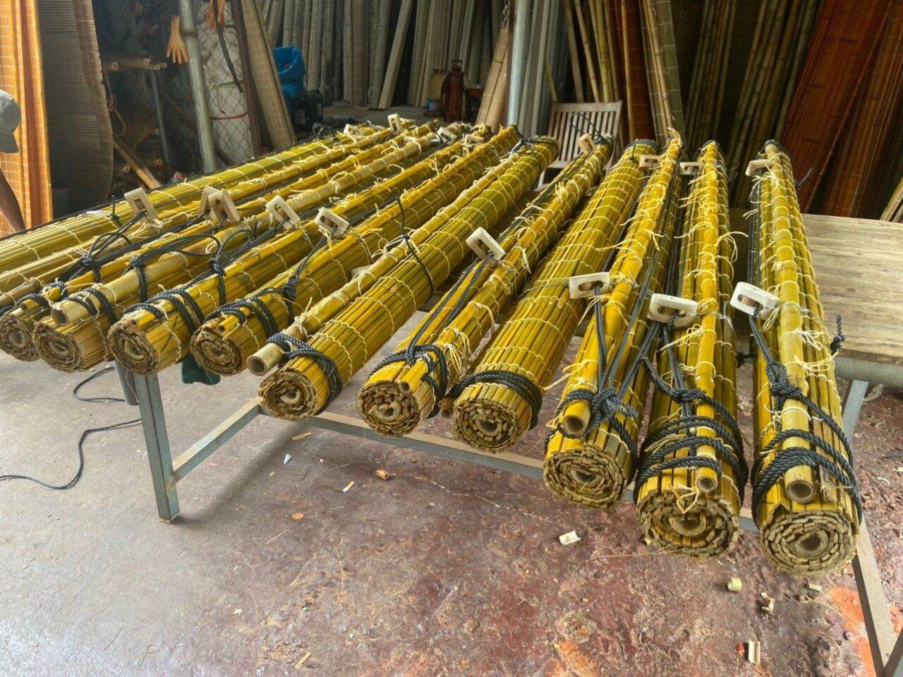 Mành trúc che nắng ban công giá rẻ khổ ngang 1,8m x cao 2m